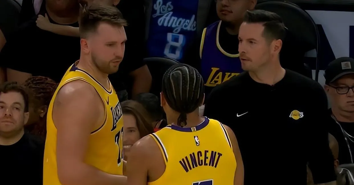 AYX SPORTS-包含浓眉哥焦点对战，姆巴佩与60激战中国队分钟，出色防守胜负难料！的词条