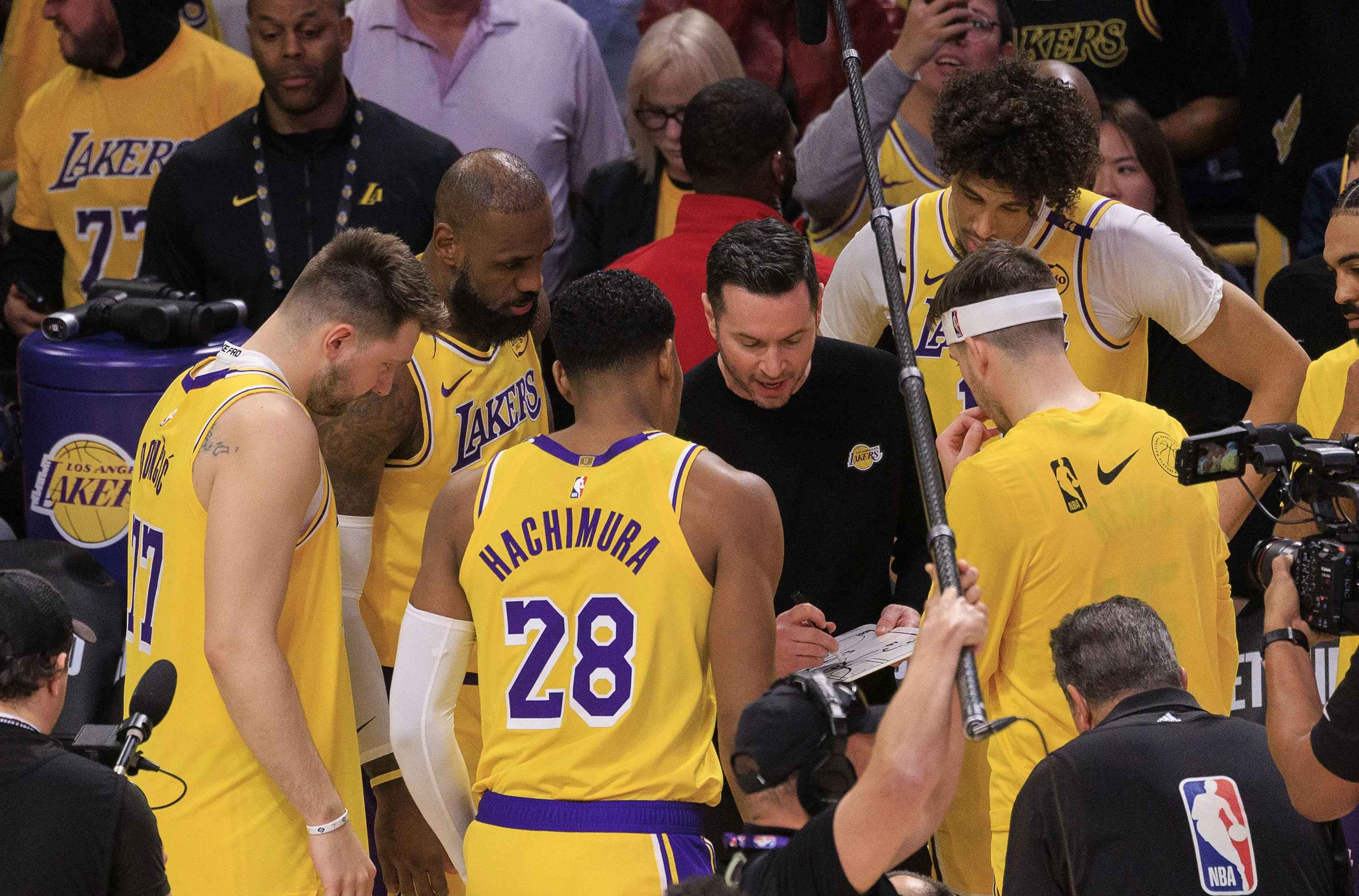 赛后布莱顿备战NBA总决赛，遗憾出局细节曝光，质疑声仍在，团队化学反应显著的简单介绍