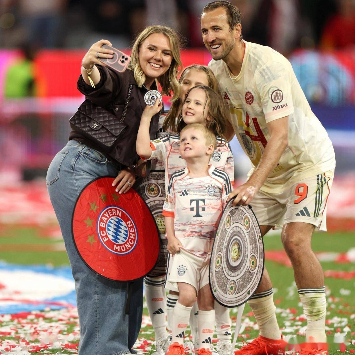 凯恩回归赛场,惊险取胜首场状态亮眼,切尔西观众沸腾!的简单介绍 凯恩回归赛场,惊险取胜首场状态亮眼,切尔西观众沸腾!的简单介绍